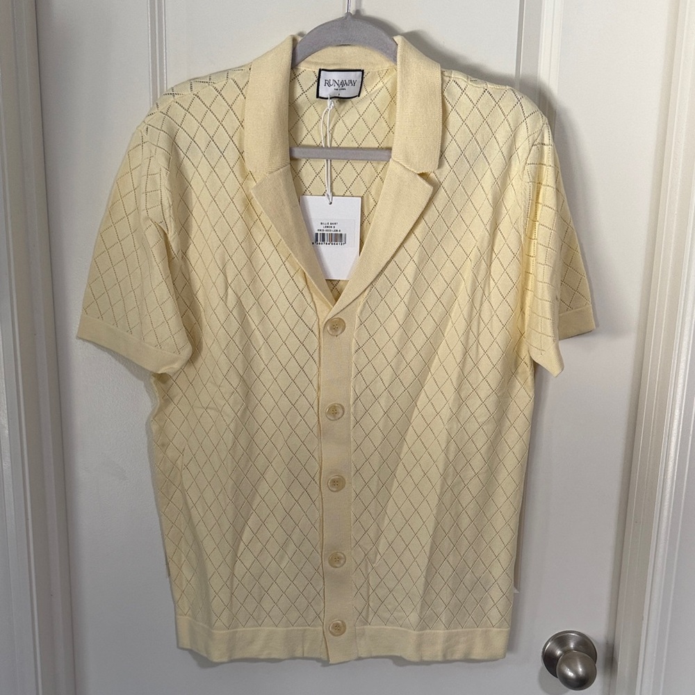 Runaway the Label Billie shirt